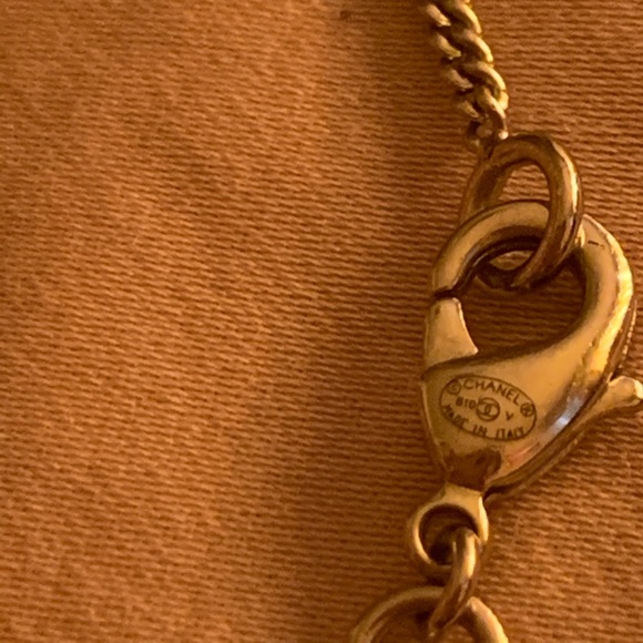 ❤️SOLD❤️Chanel CC Crystal Silver Tone Necklace⭐️ - Picture 15 of 16